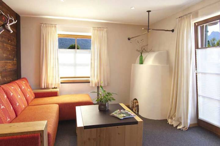 Room 13 of 32
