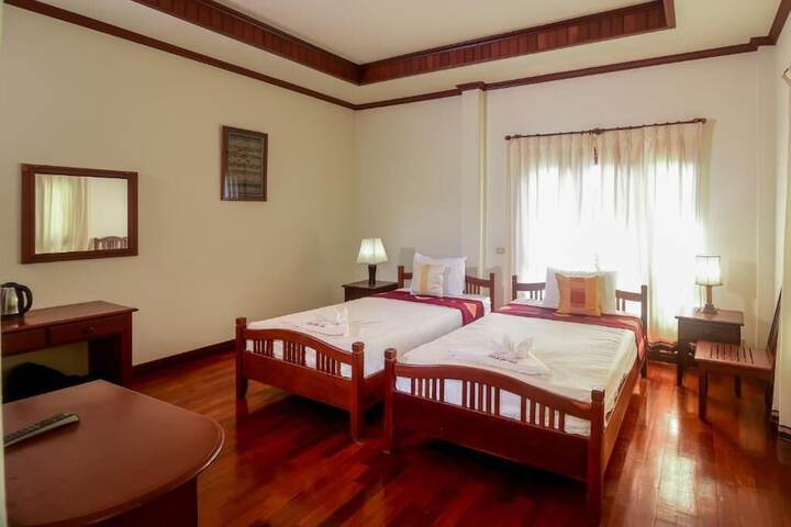 Room 3 of 11
