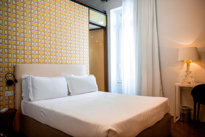 Room 53 of 188