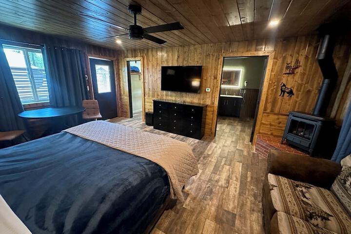 Room 121 of 265