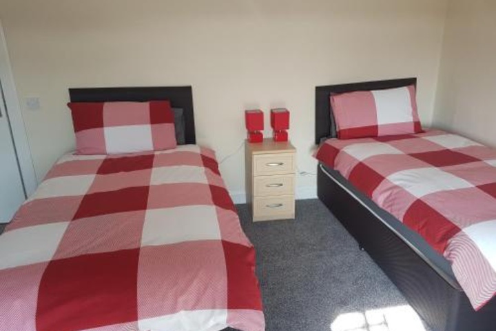 Room 3 of 3