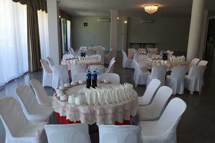 Ballroom/Hall 85 of 108