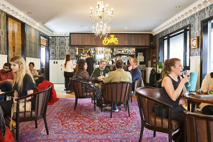 Lounge 99 of 117