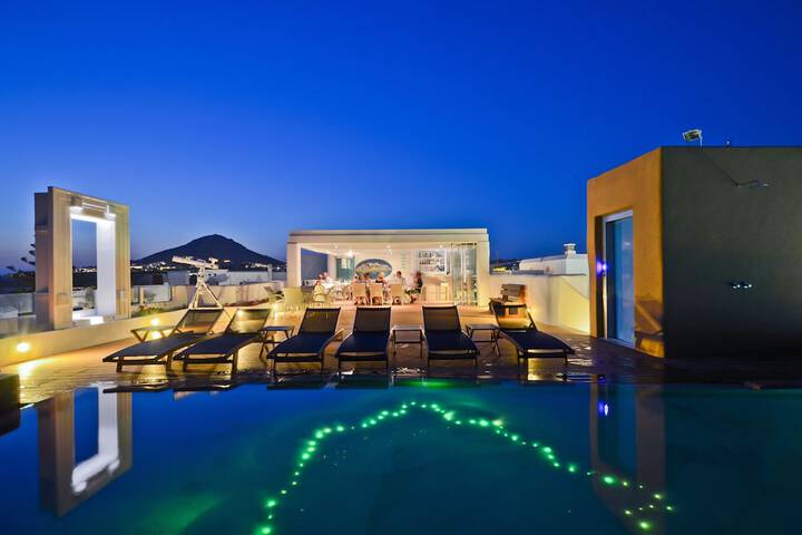 Pool Hotel