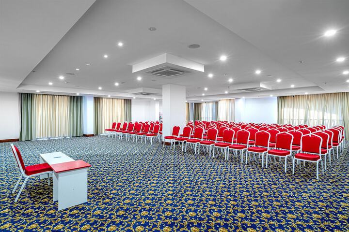Business Center 108 of 151