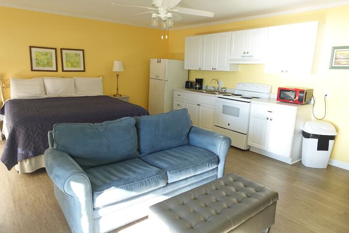 Room 42 of 282