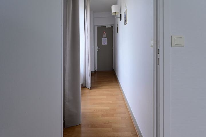 Room 26 of 53
