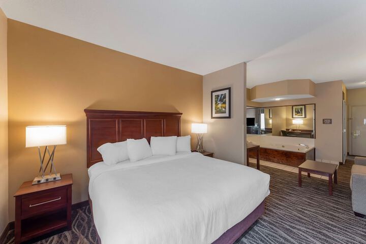 Room 16 of 41