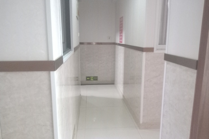 Hotel 5 of 36