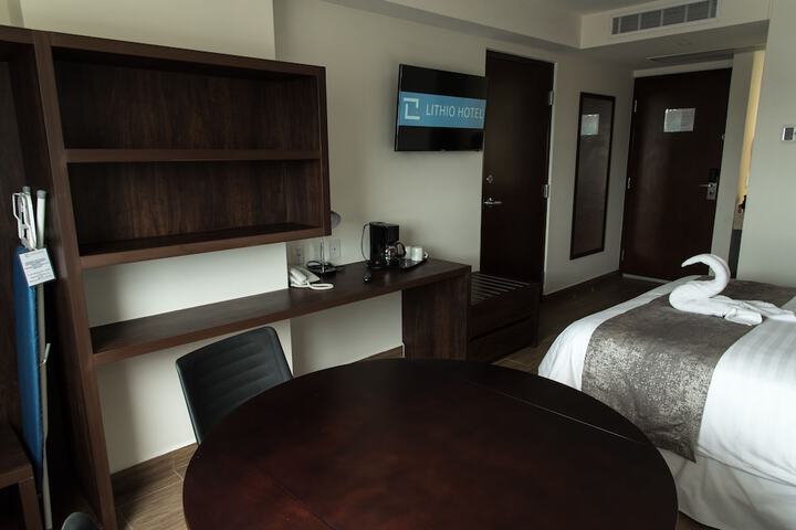 Room 21 of 44