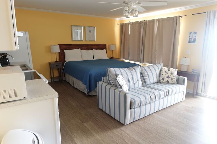 Room 44 of 282