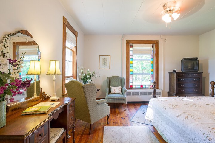 Room 2 of 45
