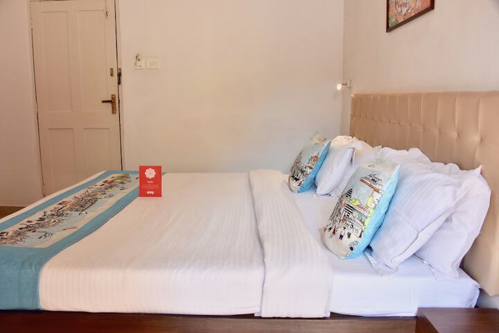 Room 8 of 44