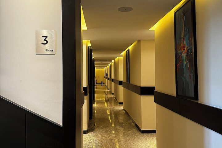 Blu Pearl Hotel & Residence