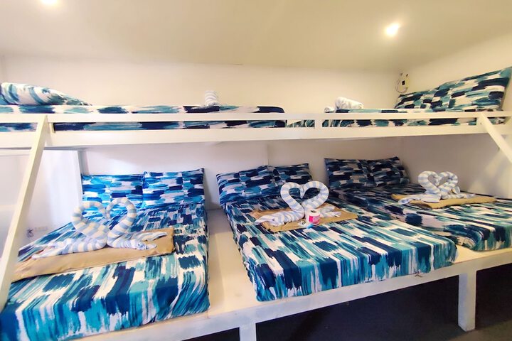 Room 7 of 10