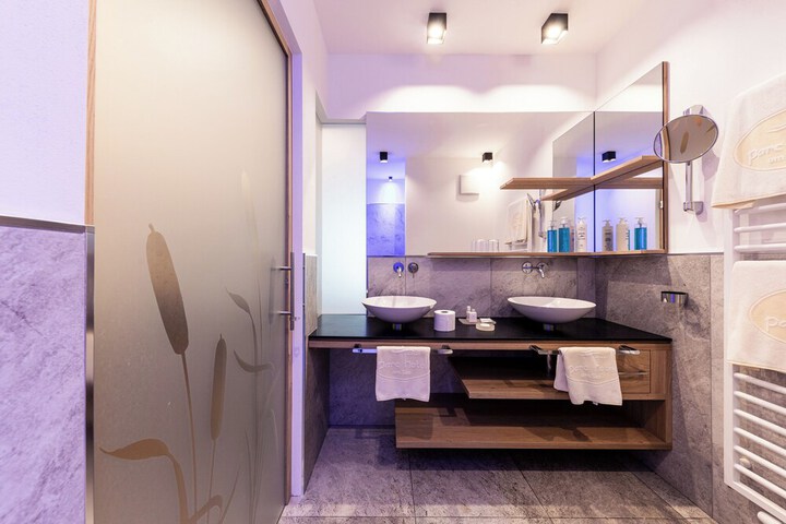 Room 20 of 31