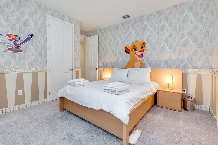 Room 18 of 62
