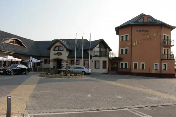 HOTEL ALLEGRI