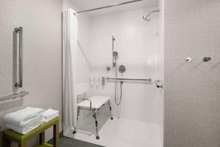 Double Accessible (1 of 7)