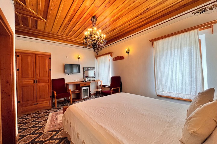 Room 21 of 64