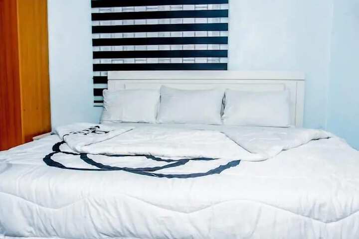 Room 4 of 46