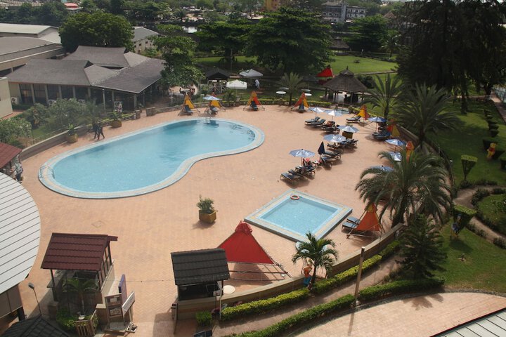 Pool 16 of 41