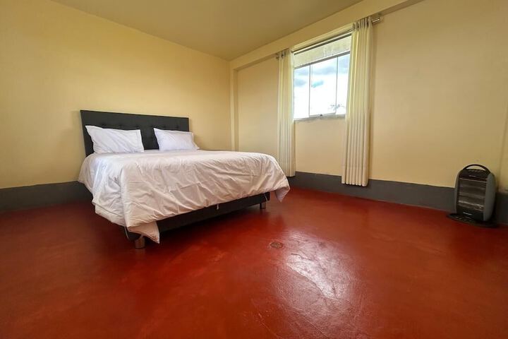 Room 8 of 26