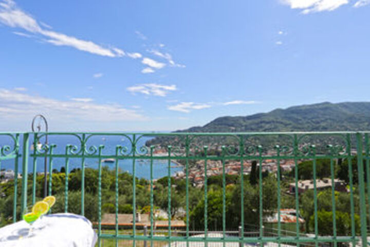 Terrace/Patio 5 of 105