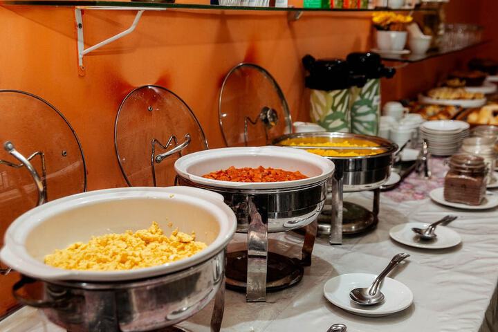 Breakfast/Coffee Service 19 of 23