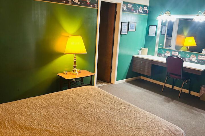 Room 29 of 59