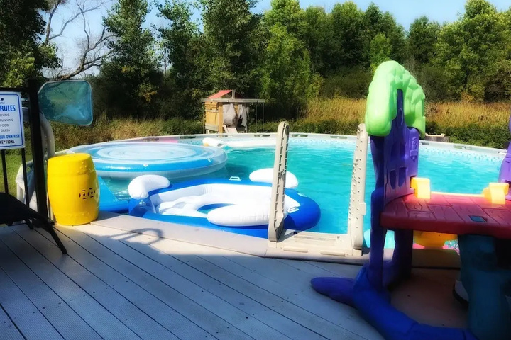 Pool 7 of 12