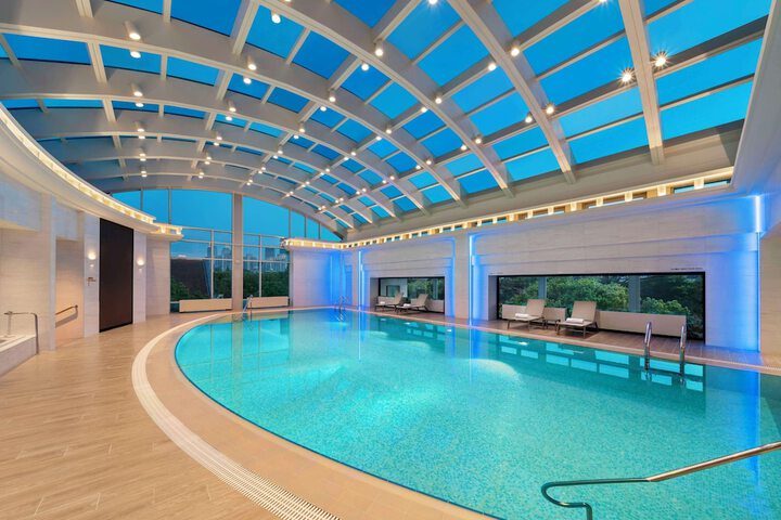 Pool 53 of 110