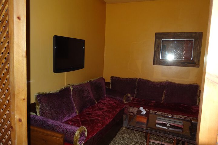 Room 30 of 100