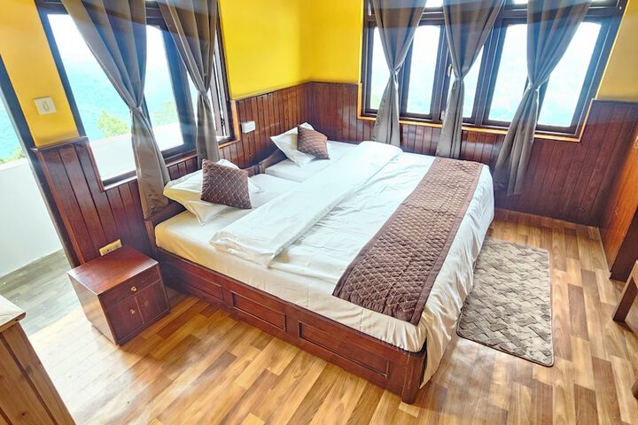 Room 46 of 54