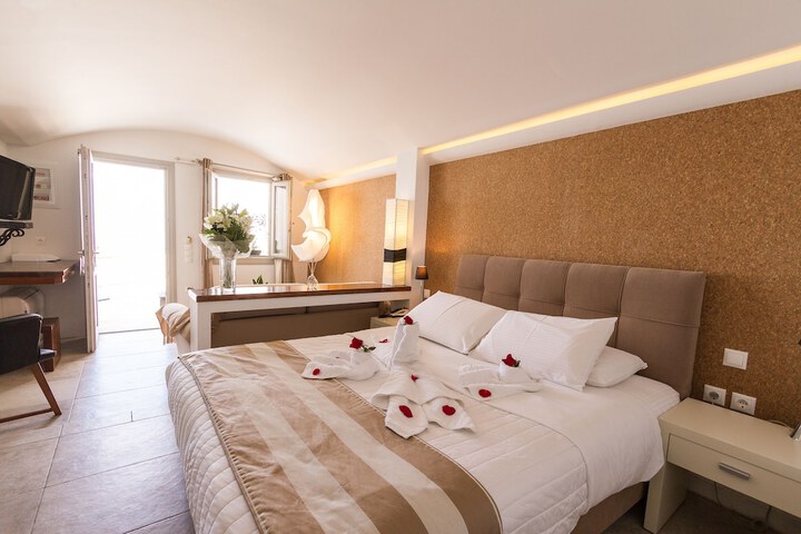 Room 14 of 118