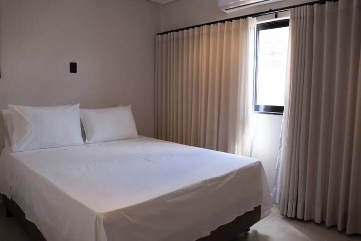 Room 12 of 37