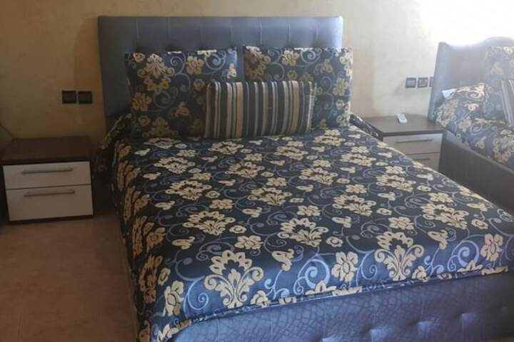 Room 10 of 19