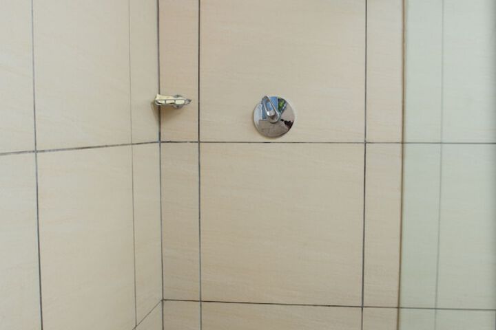 Room 64 of 143