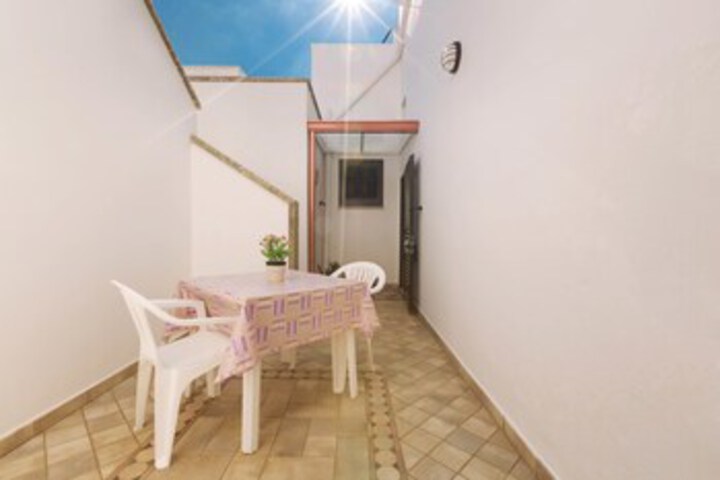 Terrace/Patio 9 of 10