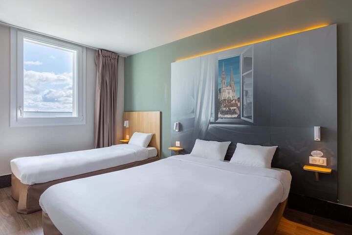 Room 20 of 42