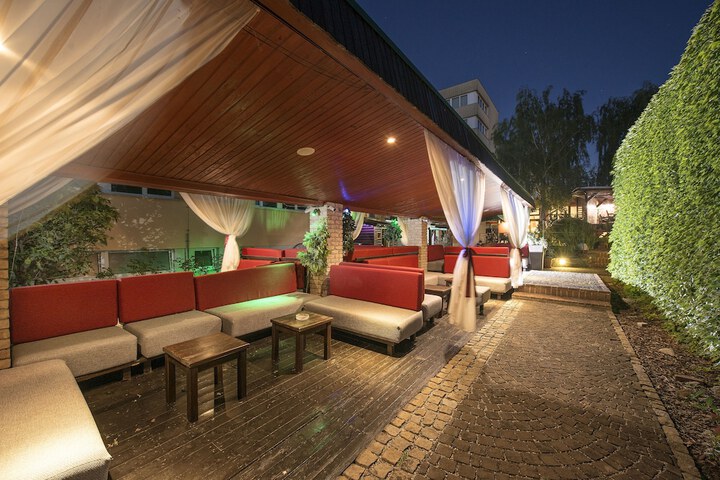 Terrace/Patio 56 of 60
