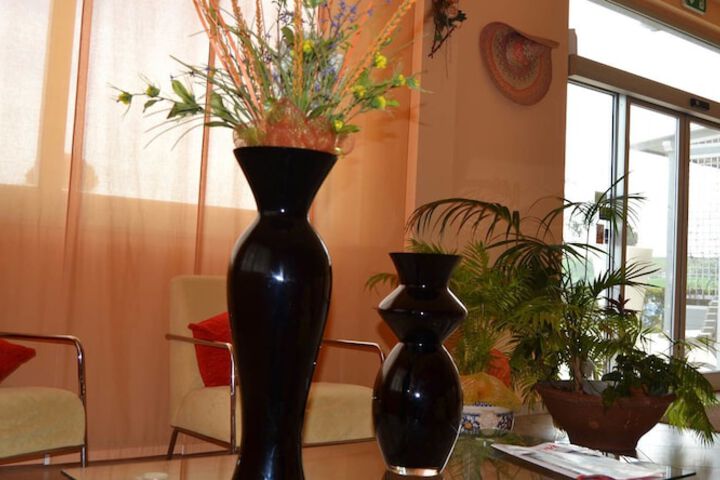Hotel Interior 4 of 34