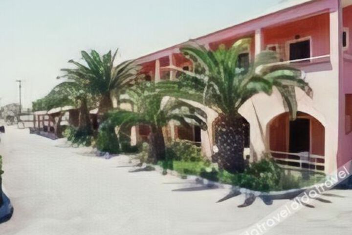 TZEVENOS HOTEL & APTS