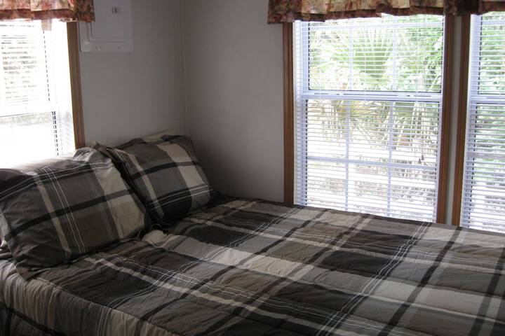 Room 3 of 29