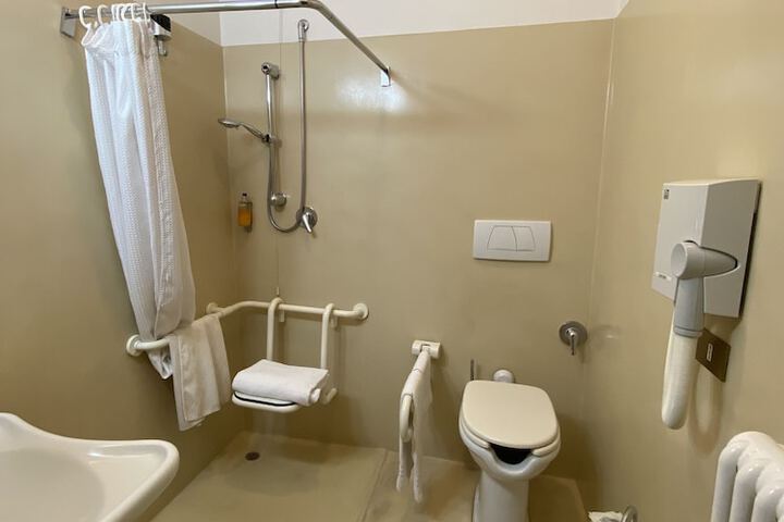 Room 108 of 180