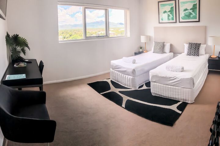 Room 15 of 35
