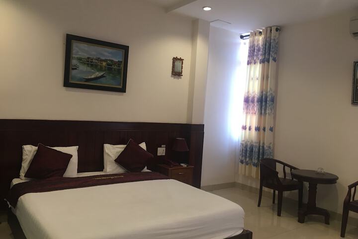 Room 8 of 17