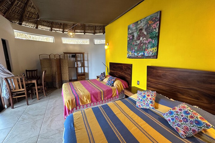 Room 44 of 402
