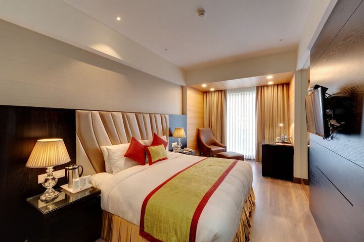 Room 8 of 39