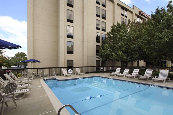 Pools & Facilities